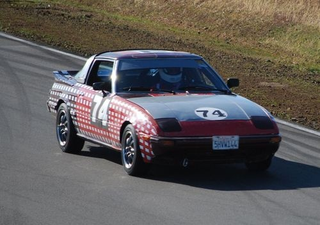 Illustration for article titled The Top 152 Lemons Of The 24 Hours Of LeMons Arse Freeze-A-Palooza 2009!